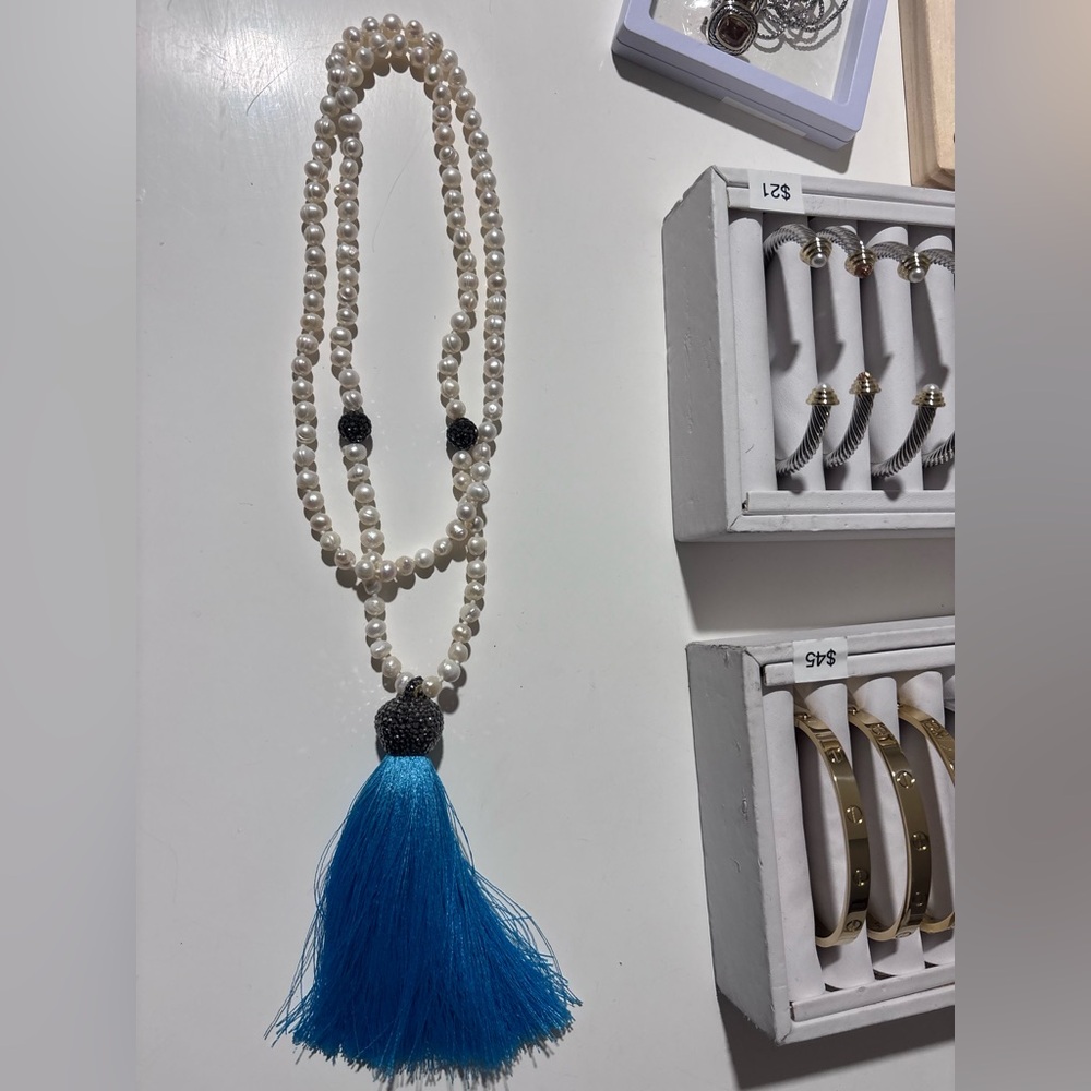 Pearl Lanyard Necklace